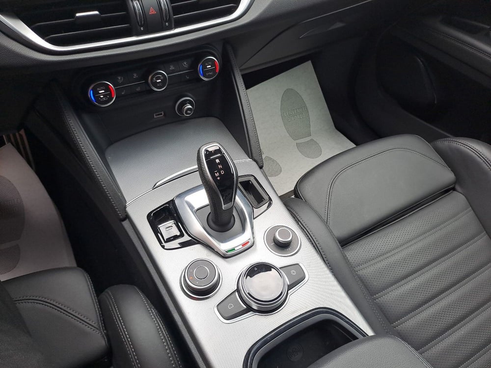 Alfa Romeo Stelvio usata a Pescara (10)