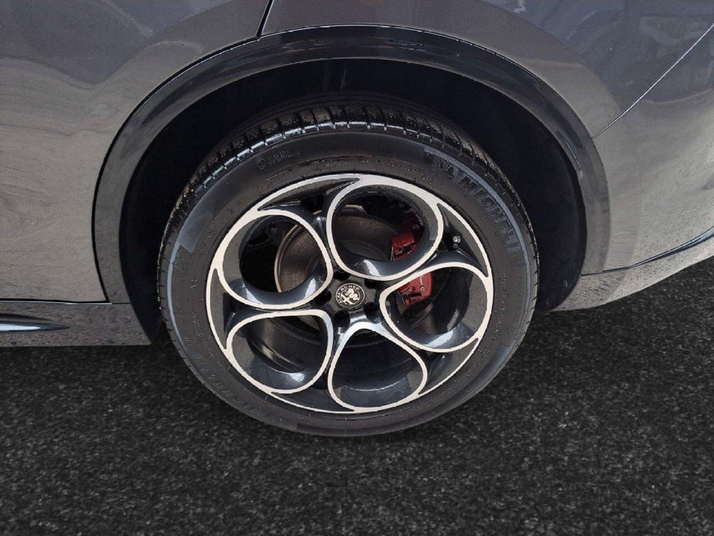 Alfa Romeo Stelvio usata a Pescara (12)