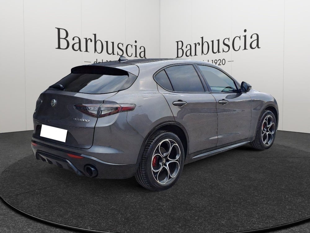 Alfa Romeo Stelvio usata a Pescara (3)