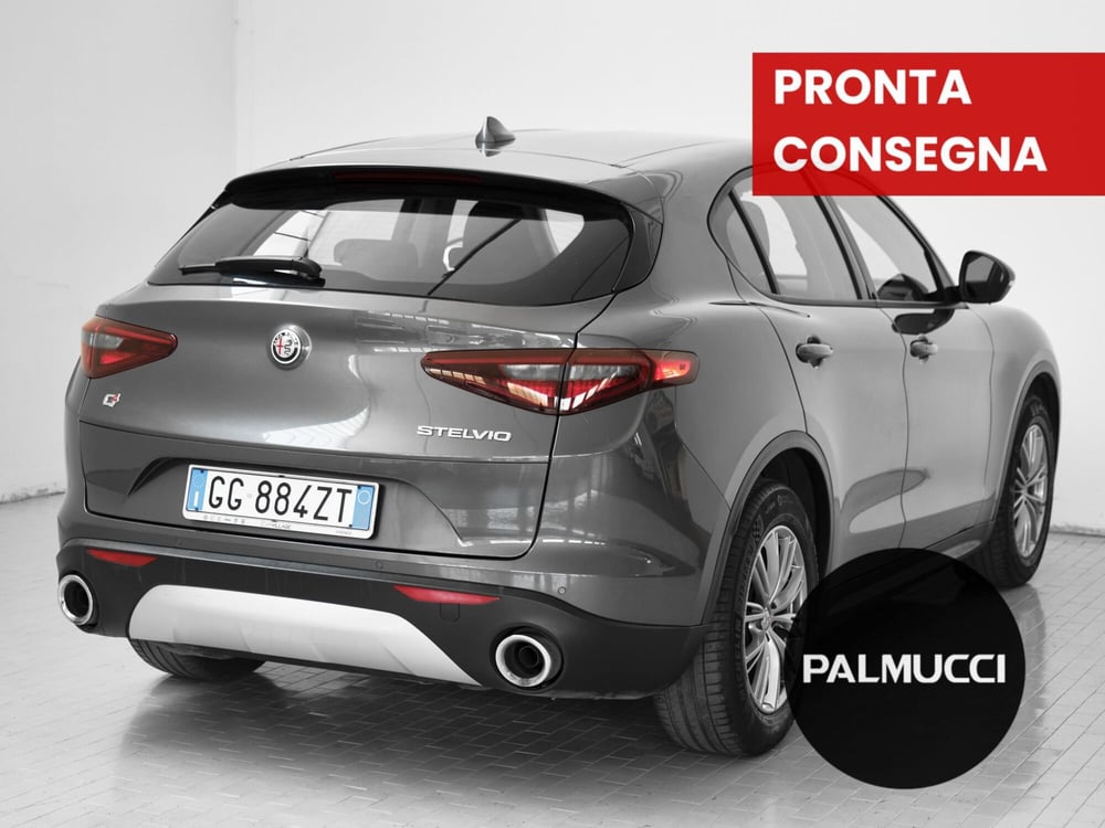 Alfa Romeo Stelvio usata a Prato (4)