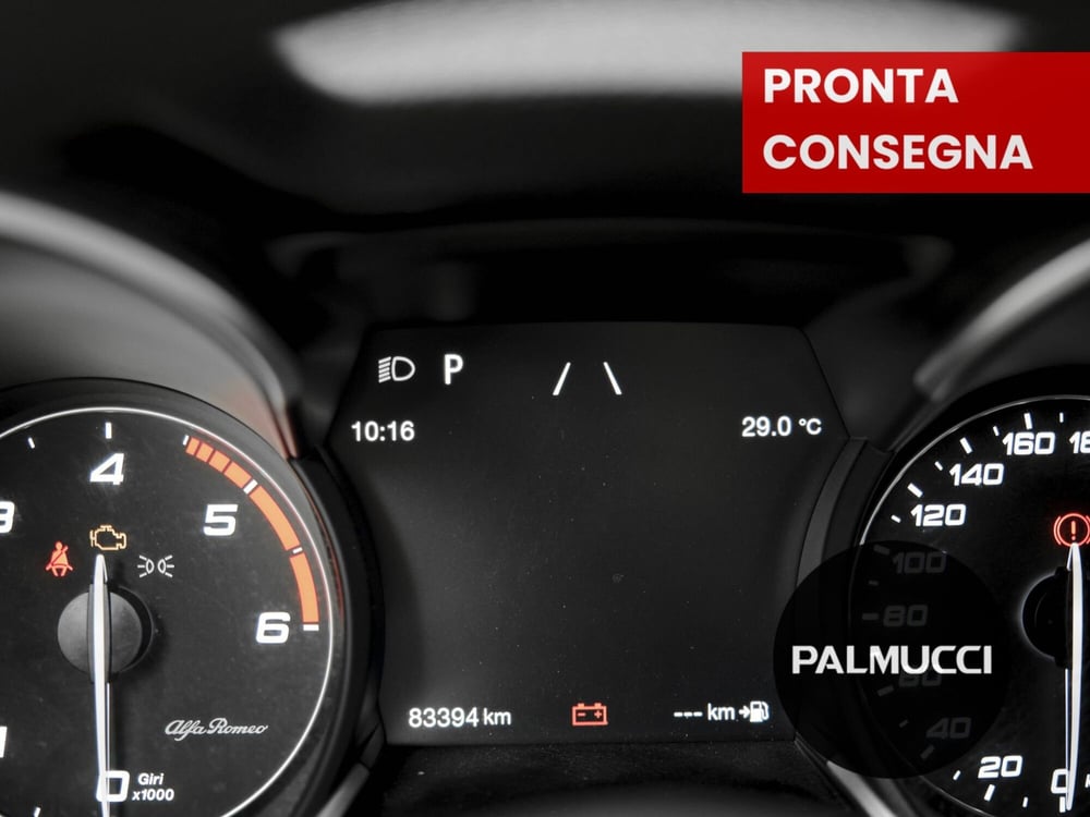Alfa Romeo Stelvio usata a Prato (7)