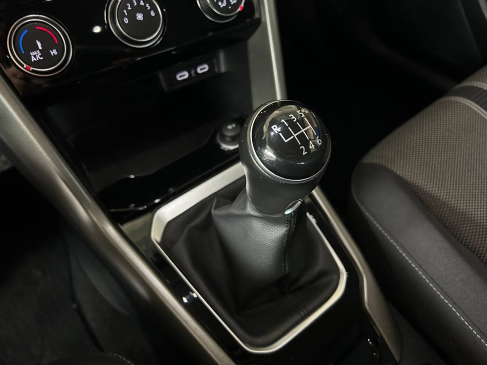 Volkswagen T-Roc usata a Avellino (12)