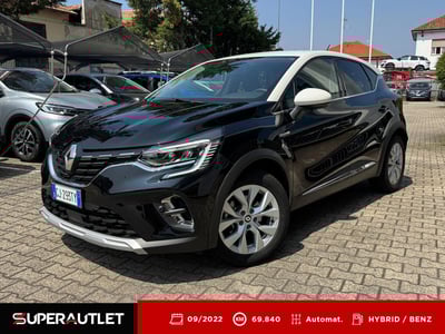 Renault Captur Full Hybrid E-Tech 145 CV Intens del 2022 usata a Vigevano
