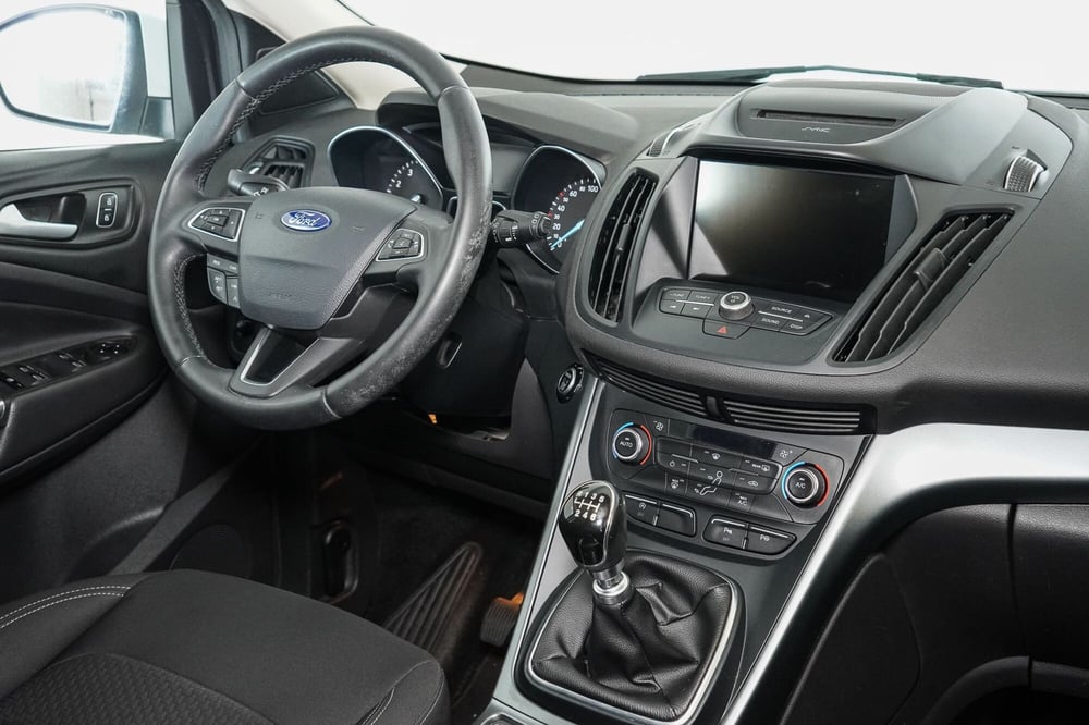 Ford Kuga usata a Perugia (13)