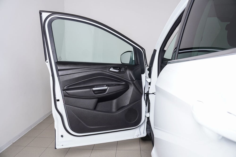 Ford Kuga usata a Perugia (14)