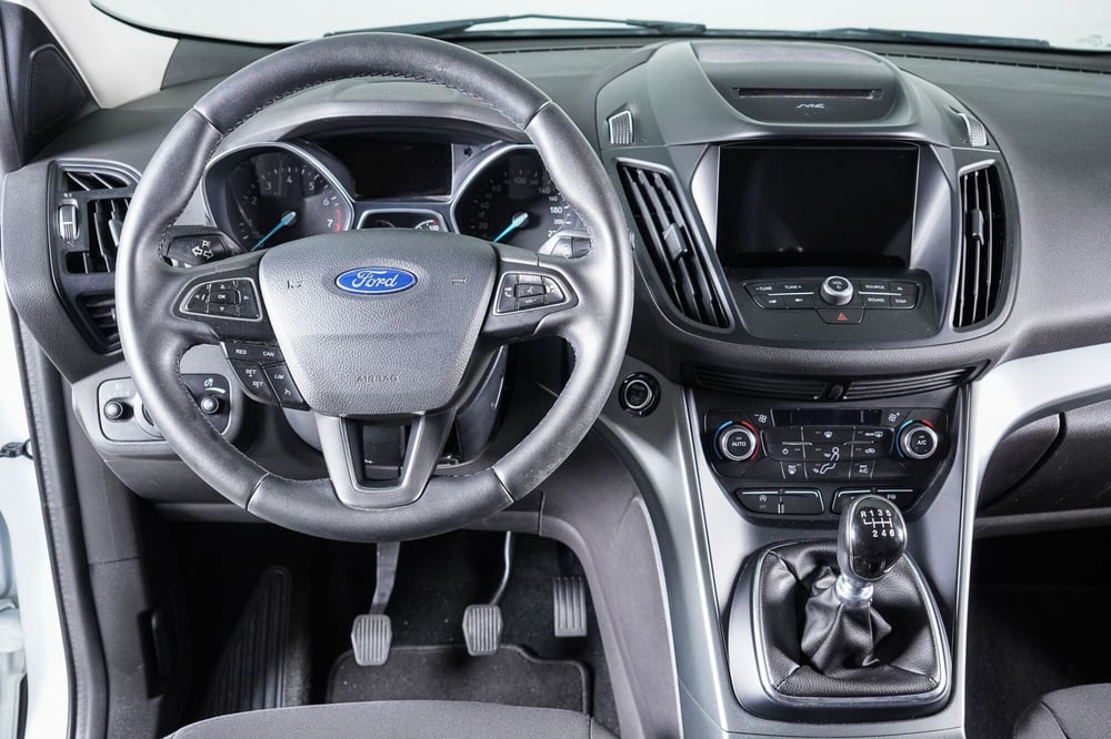 Ford Kuga usata a Perugia (16)