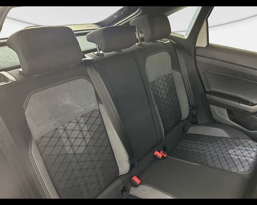 Volkswagen Taigo usata a Roma (9)