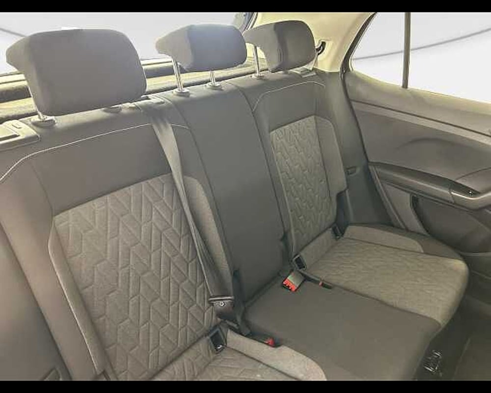 Volkswagen T-Cross usata a Roma (9)