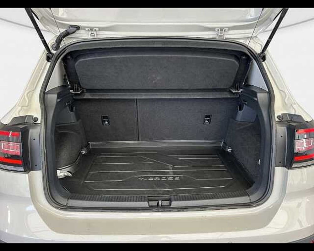 Volkswagen T-Cross usata a Roma (10)