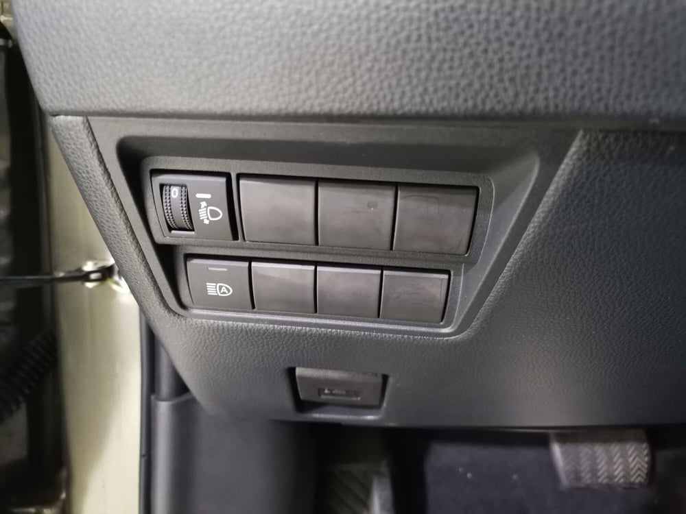 Toyota Yaris Cross usata a Salerno (18)