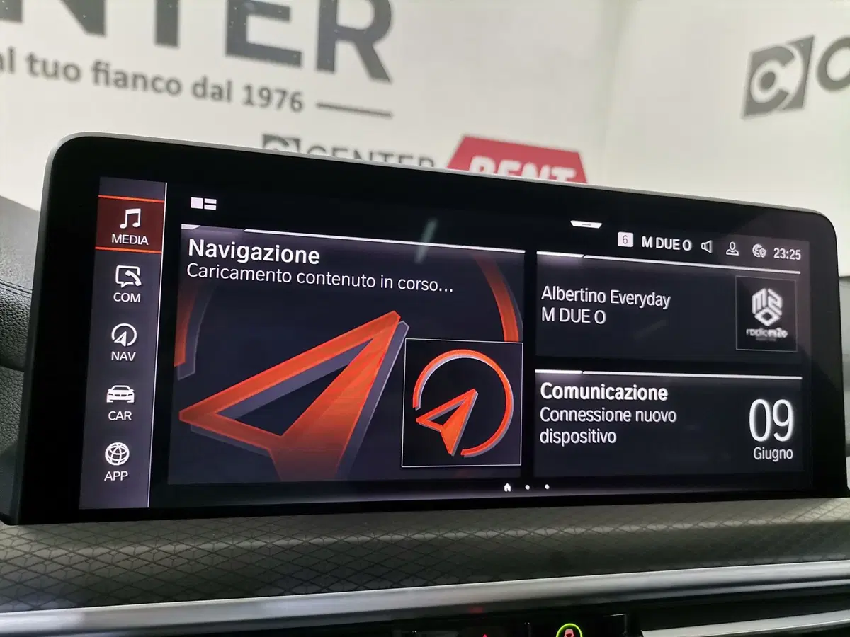 BMW iX3 nuova a Salerno (19)