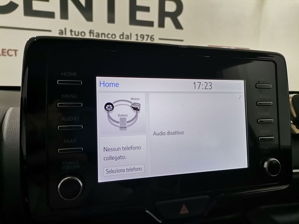Toyota Yaris usata a Salerno (11)