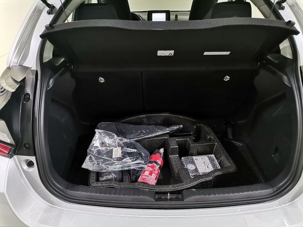 Toyota Yaris usata a Salerno (17)