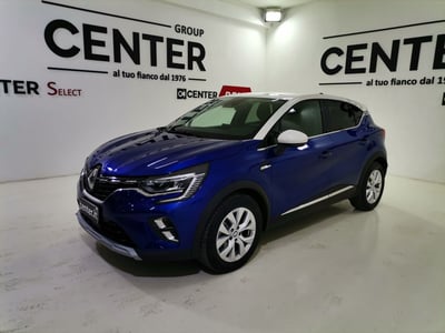 Renault Captur Plug-in Hybrid E-Tech 160 CV Intens del 2022 usata a Salerno