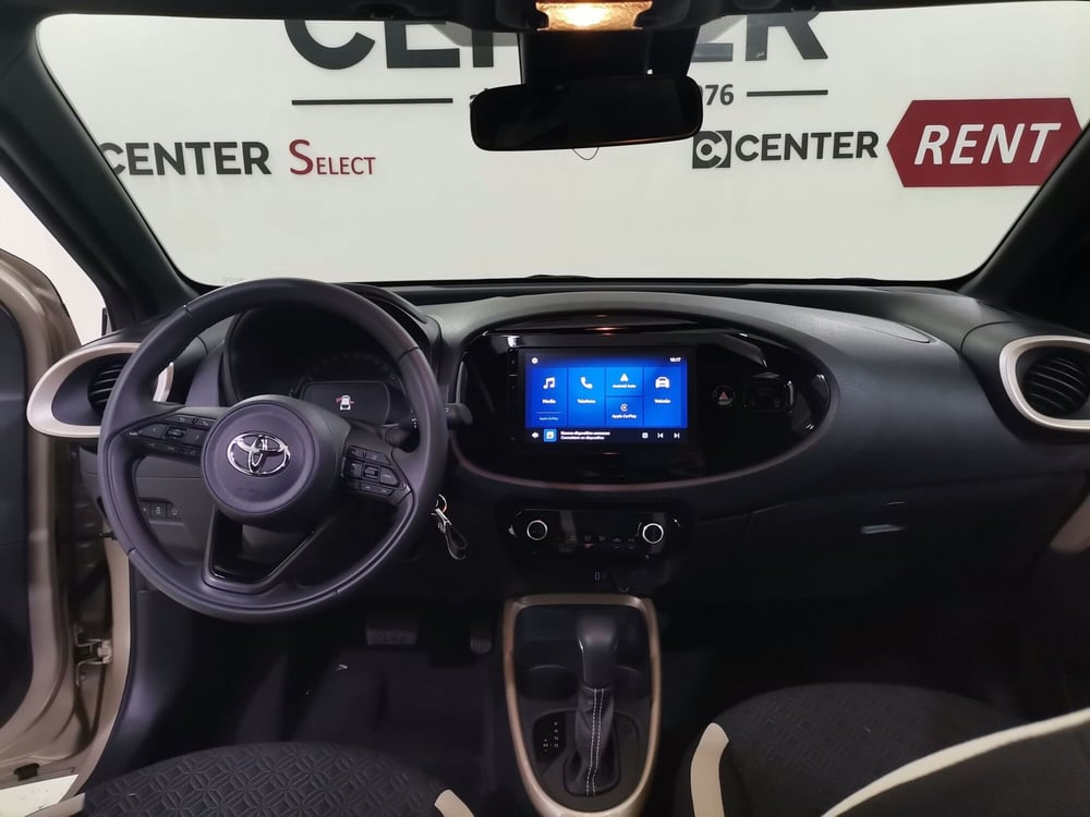 Toyota Aygo X usata a Salerno (7)