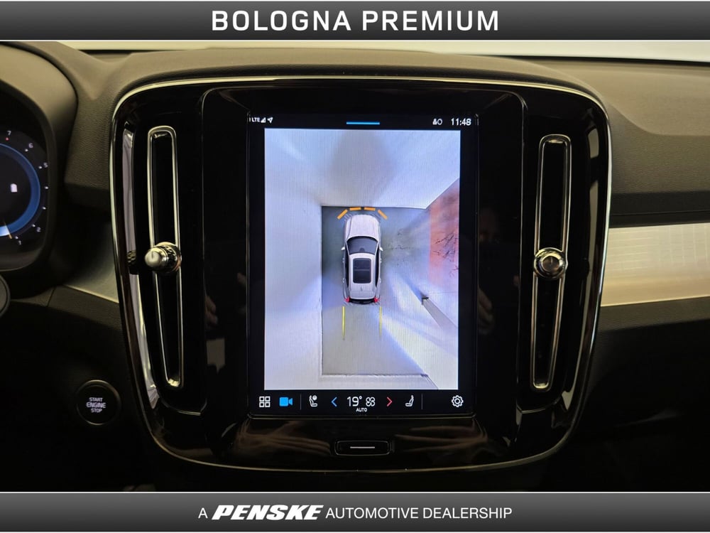 Volvo XC40 usata a Bologna (11)