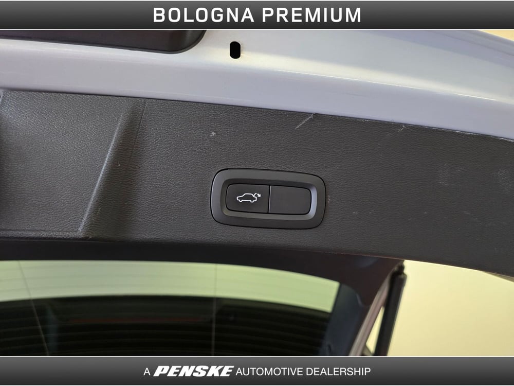 Volvo XC40 usata a Bologna (10)