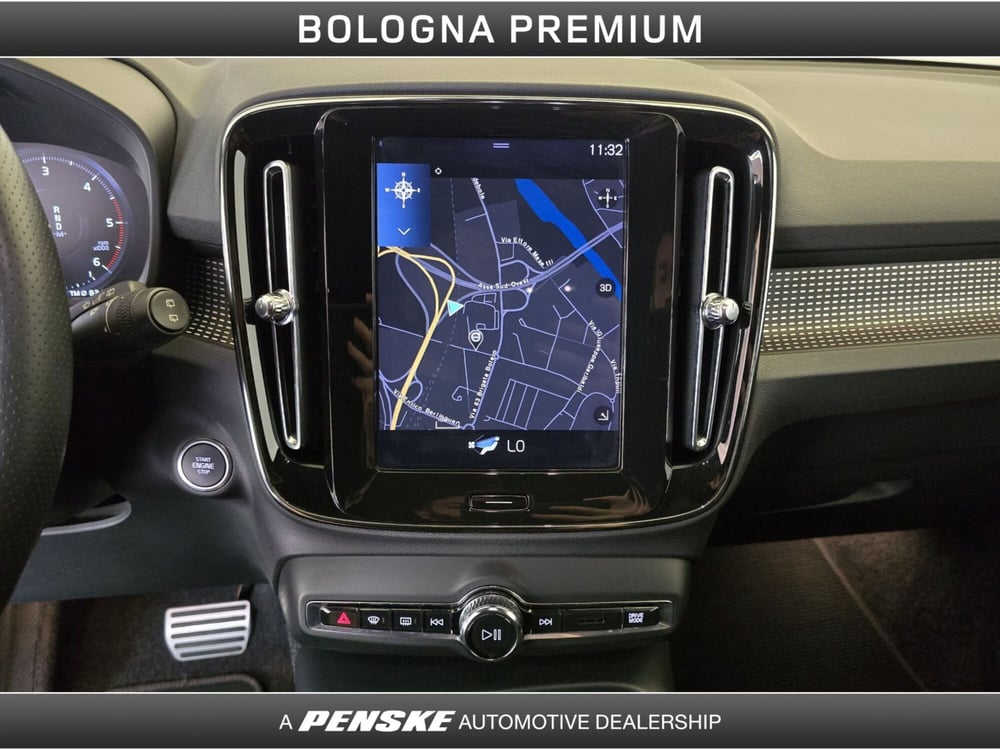 Volvo XC40 usata a Bologna (12)