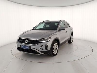 Volkswagen T-Roc 1.0 TSI Life del 2022 usata a Massa