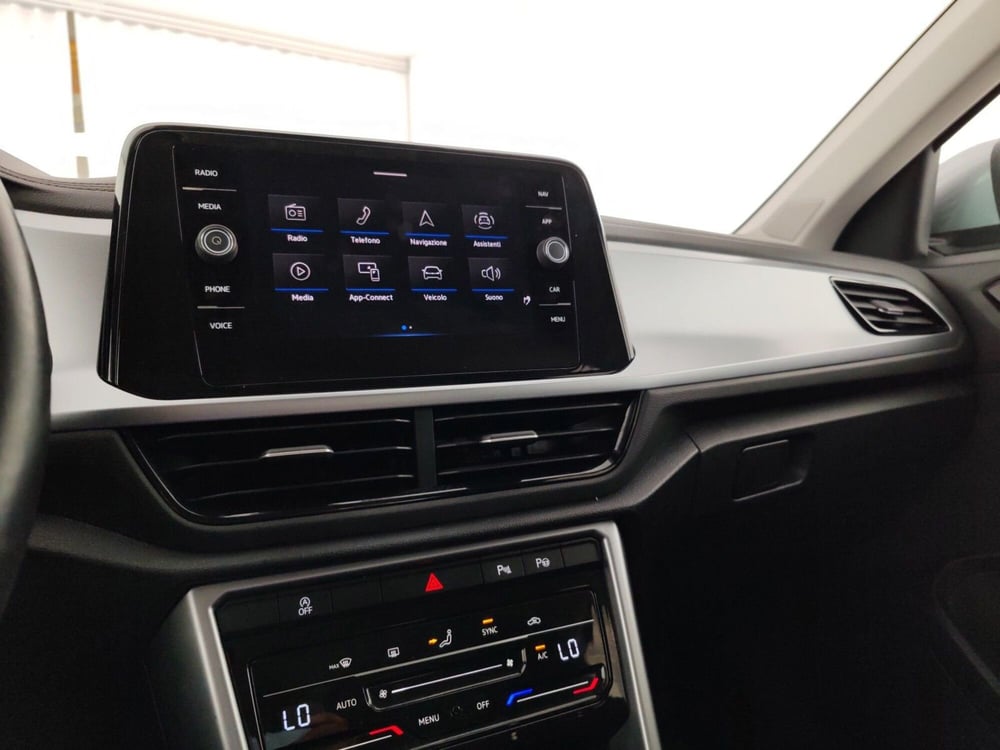 Volkswagen T-Roc usata a Massa-Carrara (13)