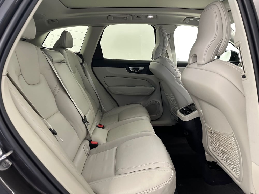 Volvo XC60 usata a Bergamo (5)