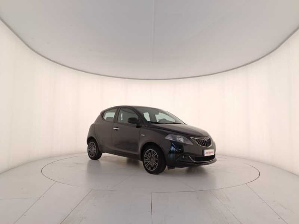 Lancia Ypsilon usata a Treviso (3)