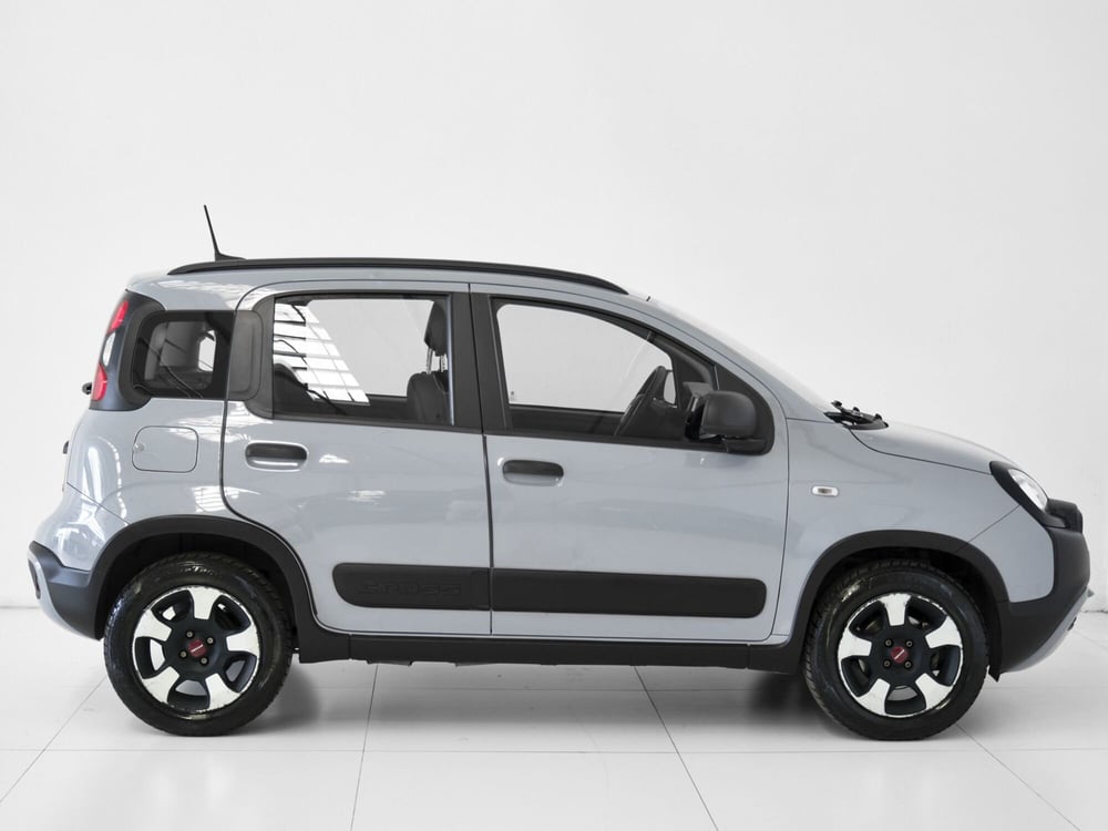 Fiat Panda Cross usata a Prato (6)
