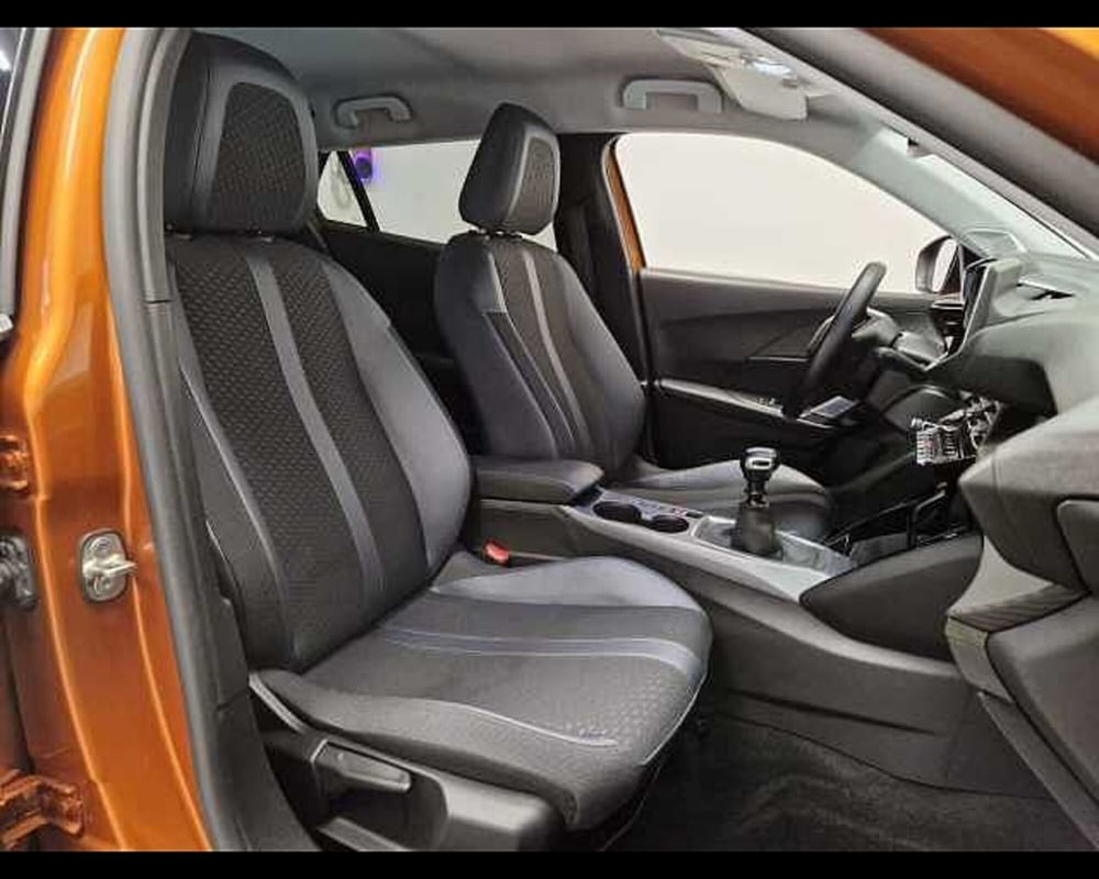 Peugeot 2008 usata a Milano (10)