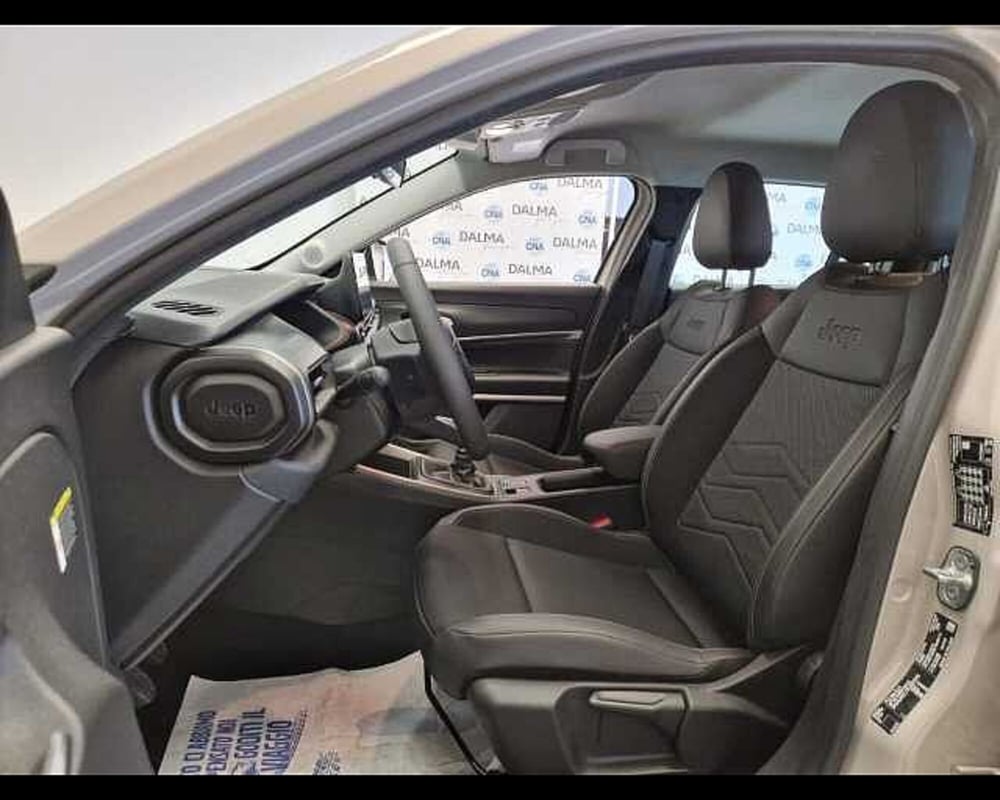 Jeep Avenger usata a Milano (5)