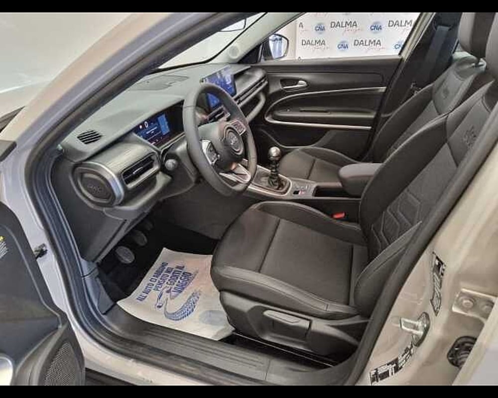 Jeep Avenger usata a Milano (6)