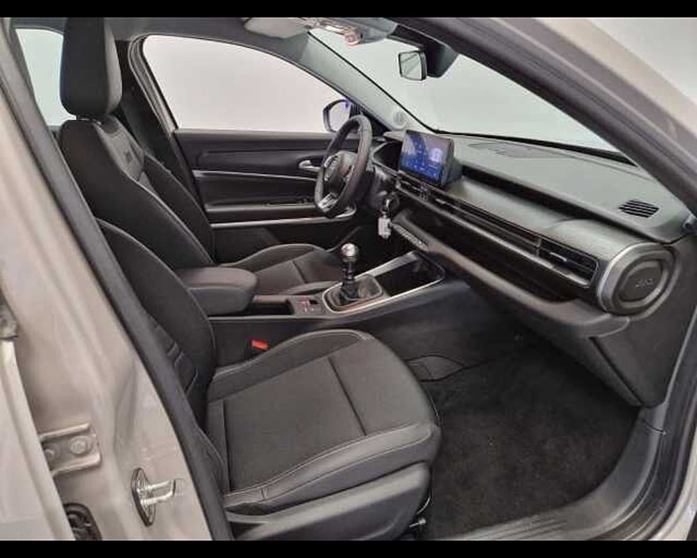 Jeep Avenger usata a Milano (9)