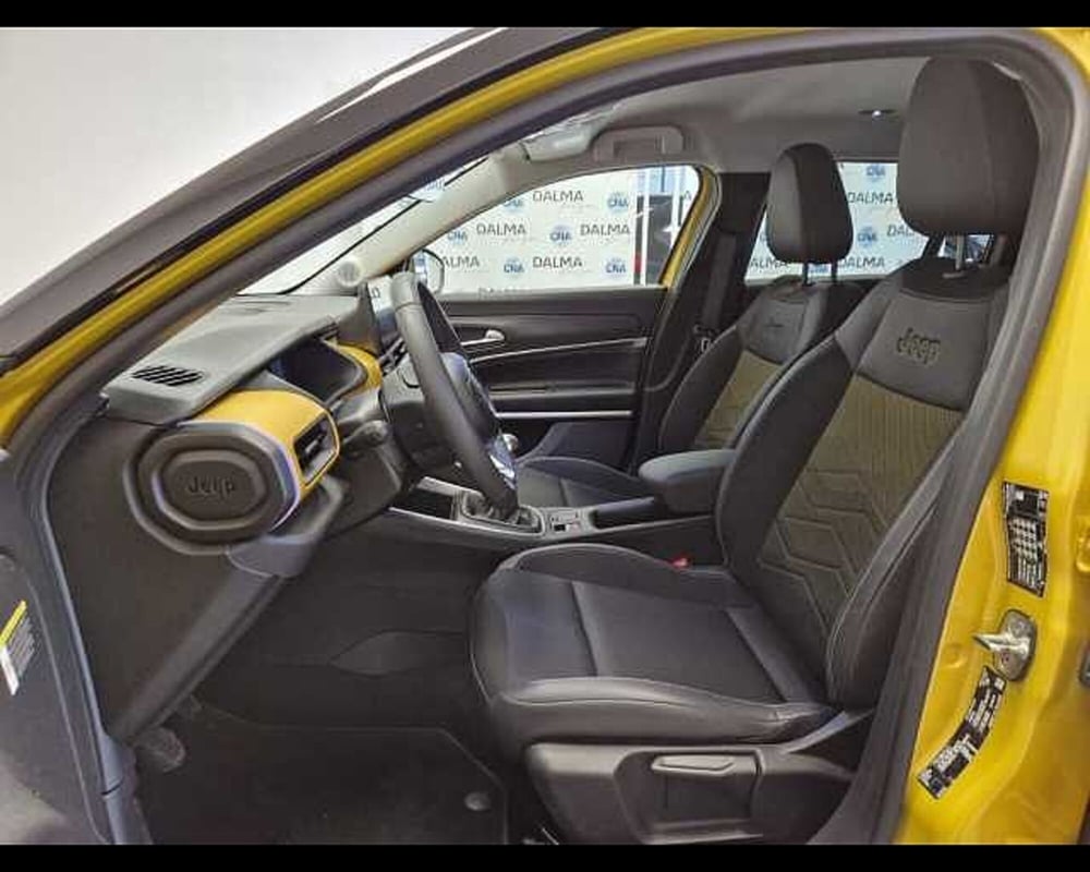 Jeep Avenger usata a Milano (5)