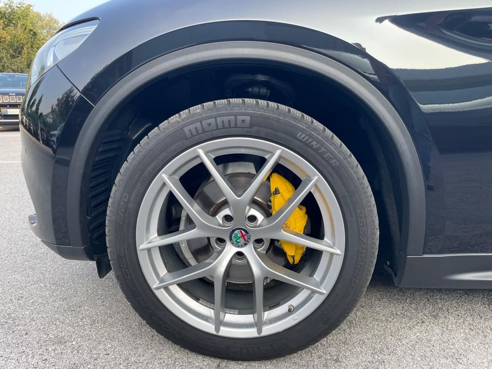 Alfa Romeo Stelvio usata a Ancona (9)