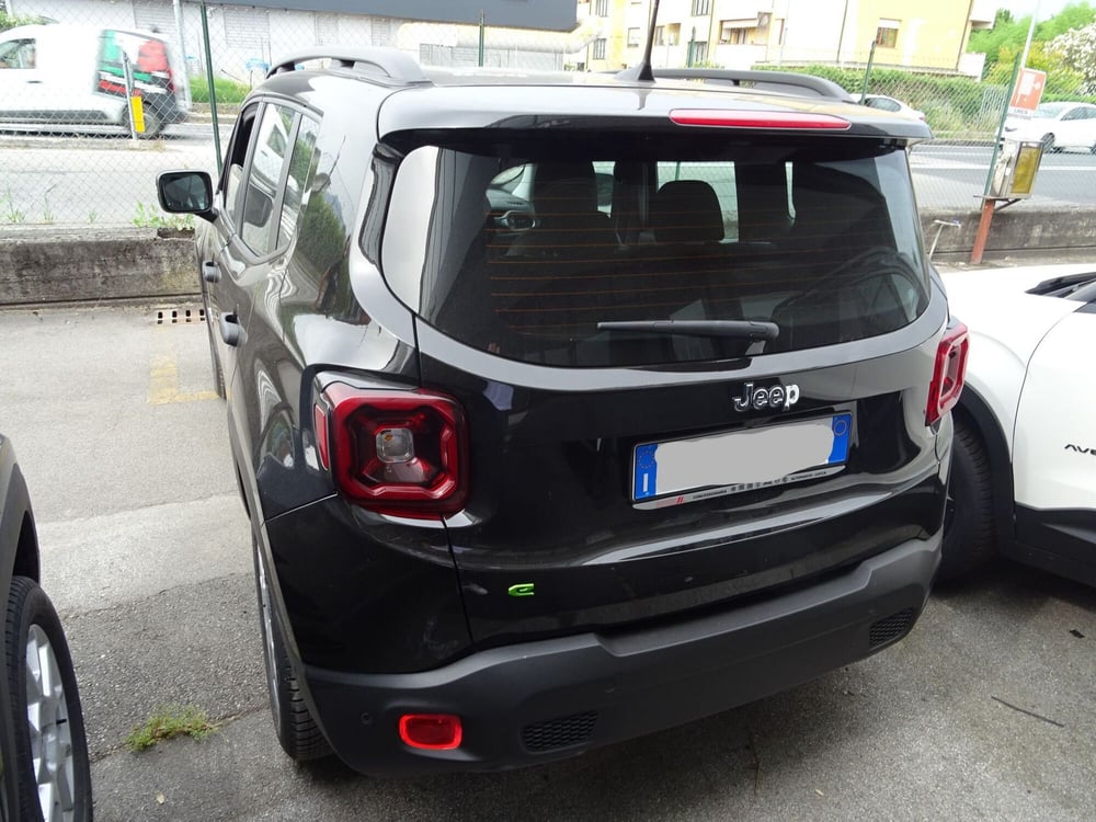 Jeep Renegade nuova a Lucca (2)