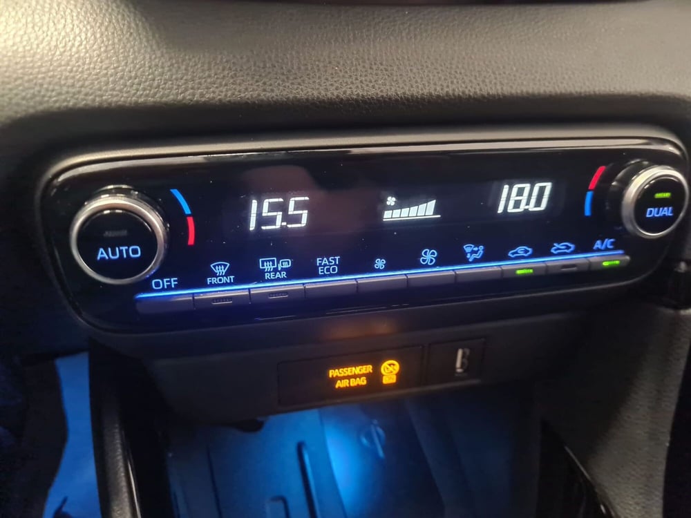 Toyota Yaris usata a Cagliari (19)