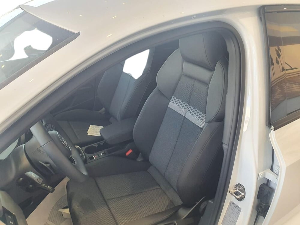 Audi A3 Sportback nuova a Bari (10)