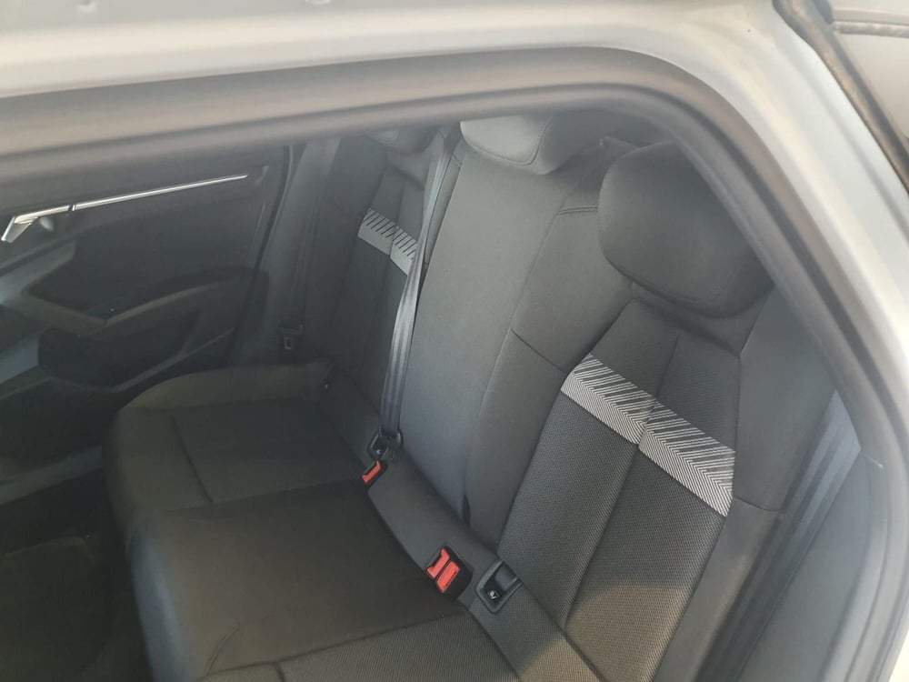 Audi A3 Sportback nuova a Bari (9)
