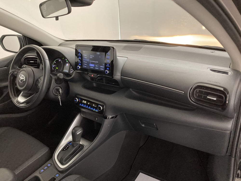 Toyota Yaris usata a Barletta-Andria-Trani (15)