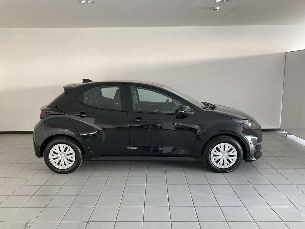 Toyota Yaris usata a Barletta-Andria-Trani (5)