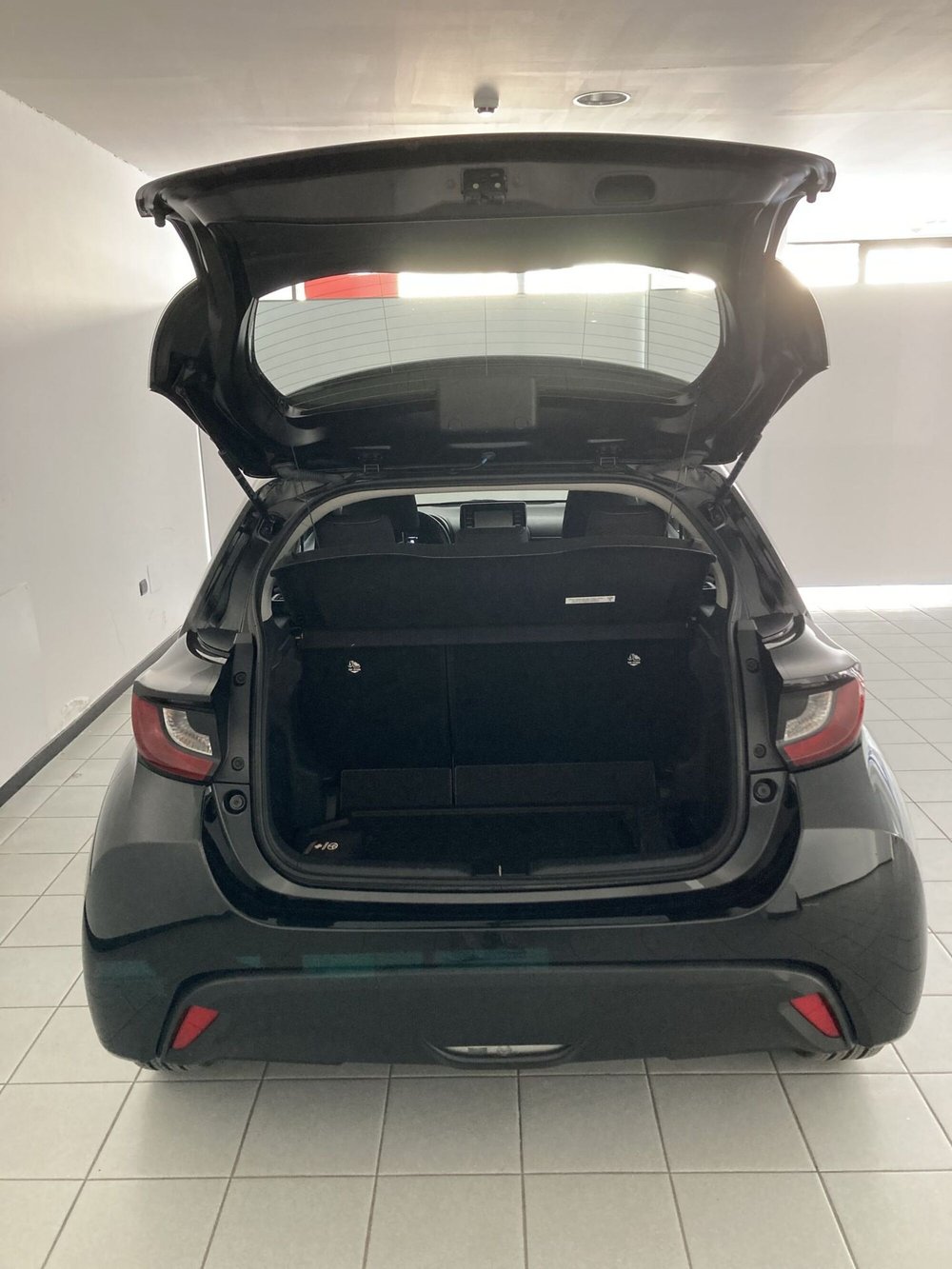 Toyota Yaris usata a Barletta-Andria-Trani (7)