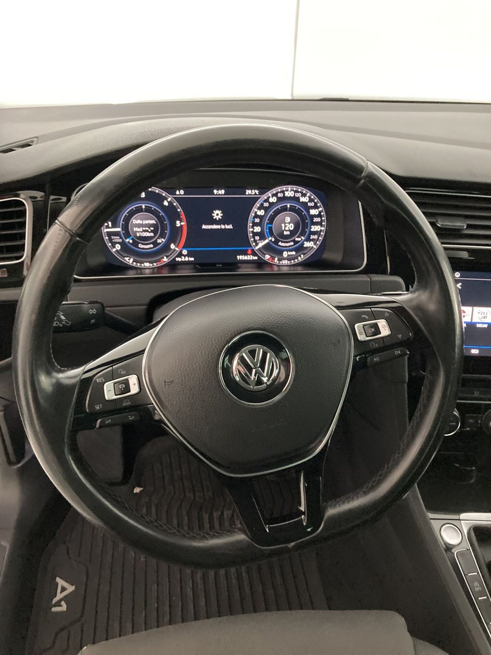 Volkswagen Golf Variant usata a Barletta-Andria-Trani (9)