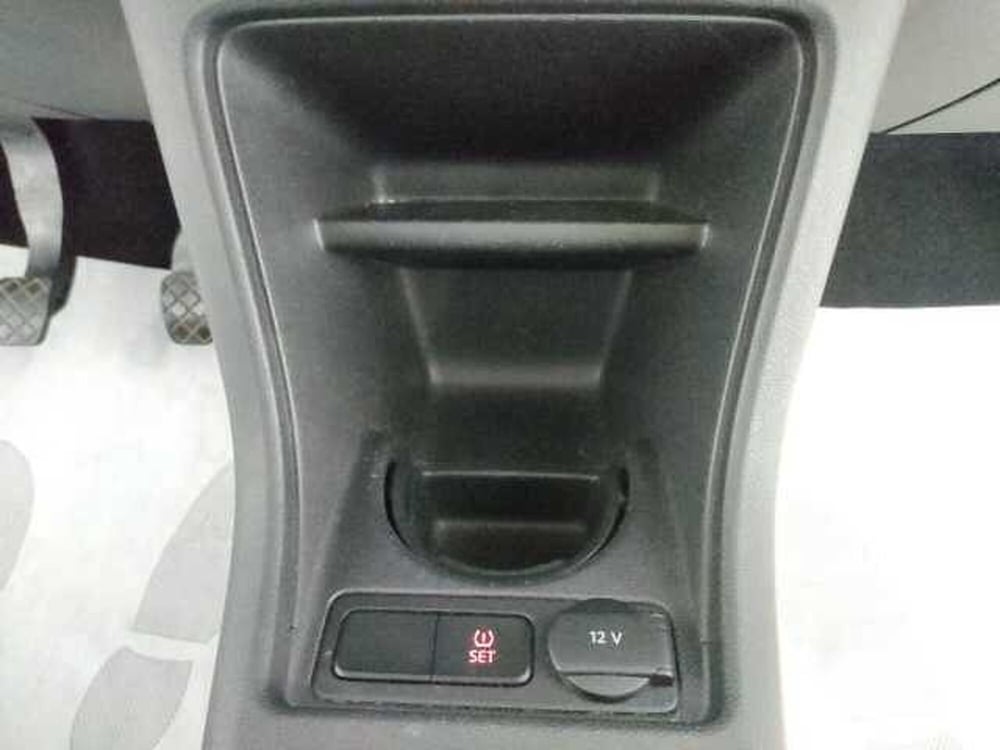 Volkswagen up! usata a Teramo (20)