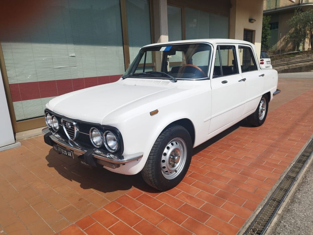 Alfa Romeo Giulia usata a Arezzo (3)