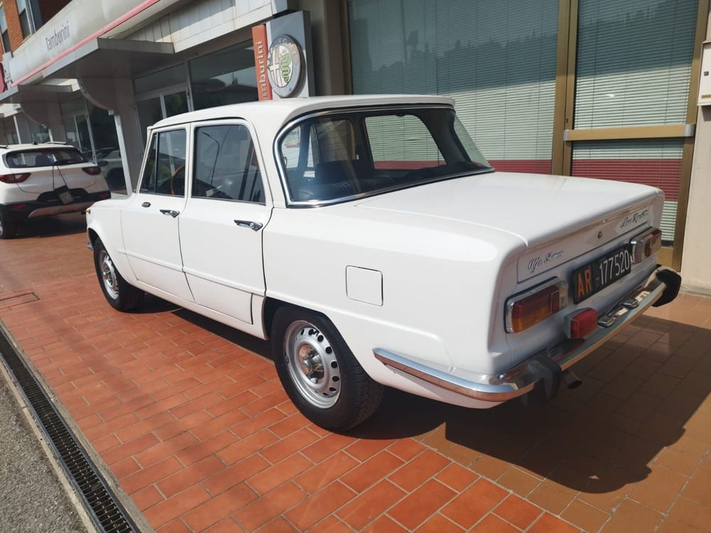 Alfa Romeo Giulia usata a Arezzo (5)