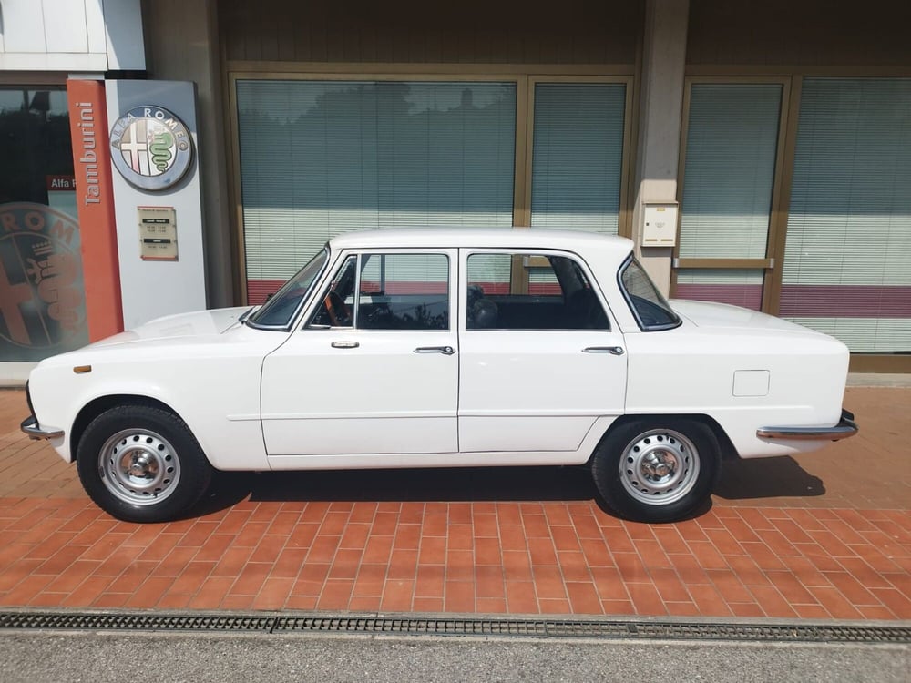 Alfa Romeo Giulia usata a Arezzo (6)