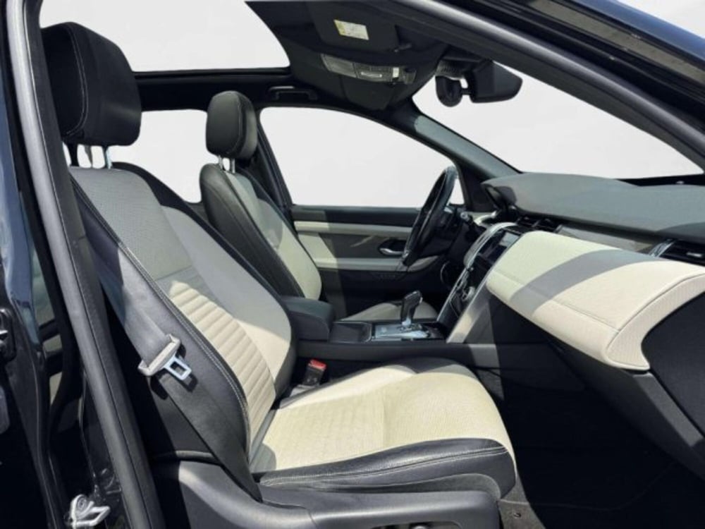 Land Rover Discovery Sport usata a Siena (3)
