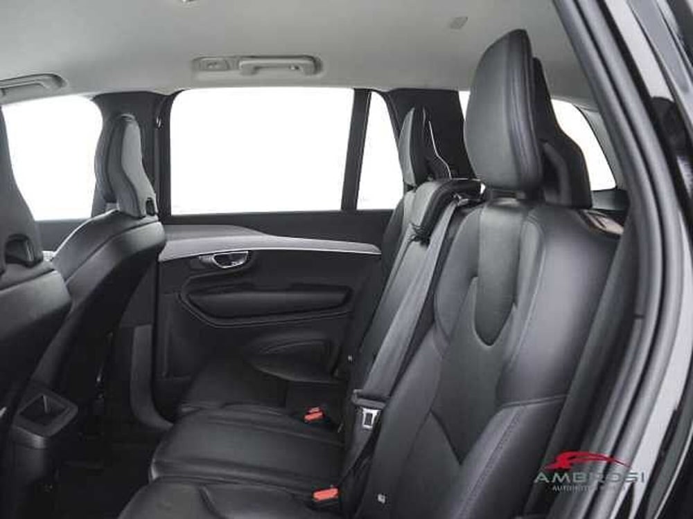 Volvo XC90 usata a Perugia (10)