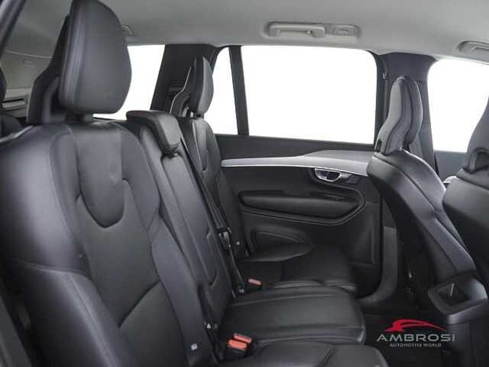 Volvo XC90 usata a Perugia (13)