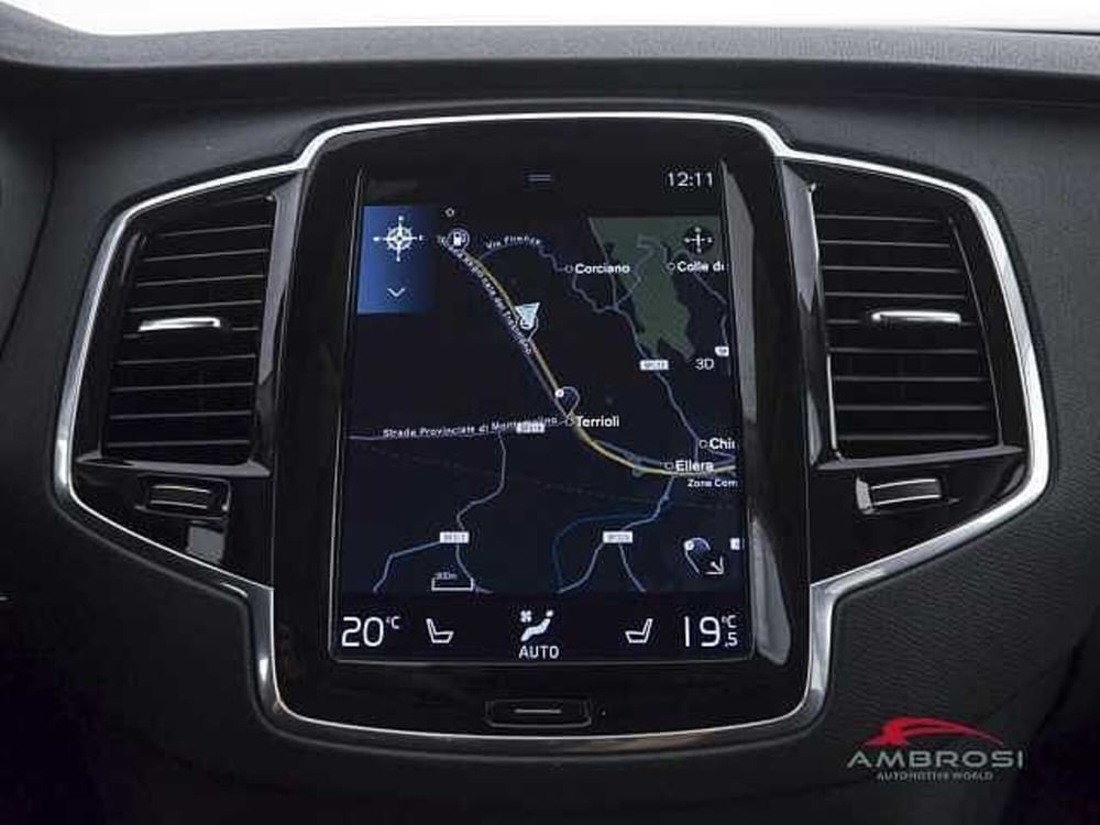 Volvo XC90 usata a Perugia (18)