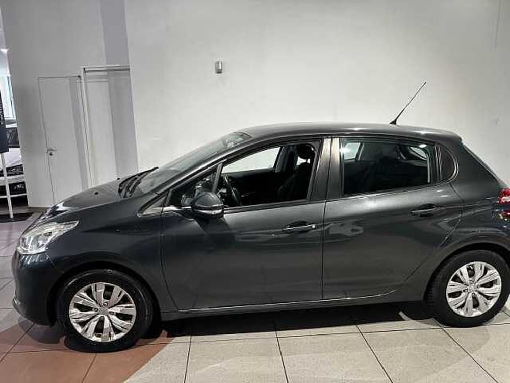 Peugeot 208 usata a Genova (2)
